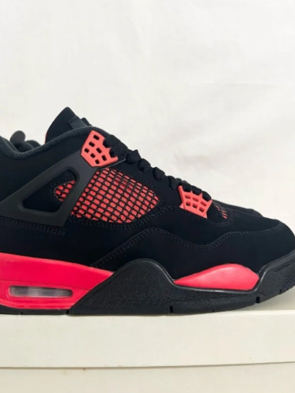 Jordan 4 Retro Red Thunder